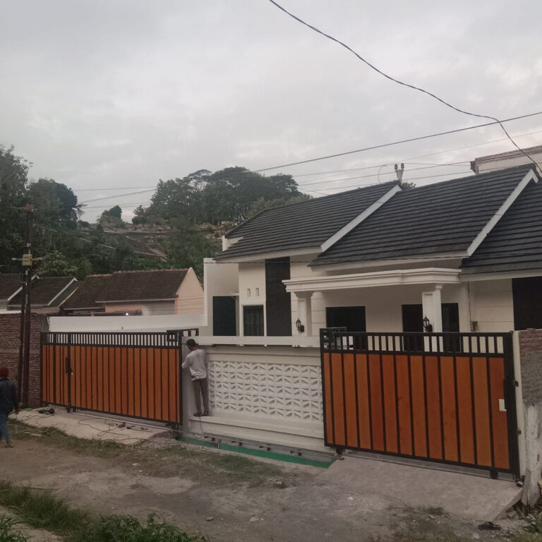 Rumah Tinggal 1 Lantai — Kalipancur, Semarang